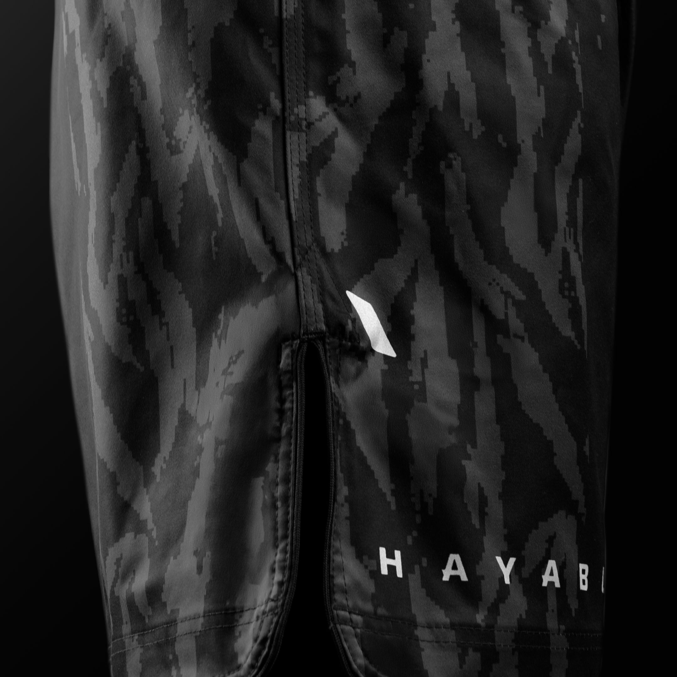 Men’s Apex Mid-Thigh Fight Shorts - Image 4