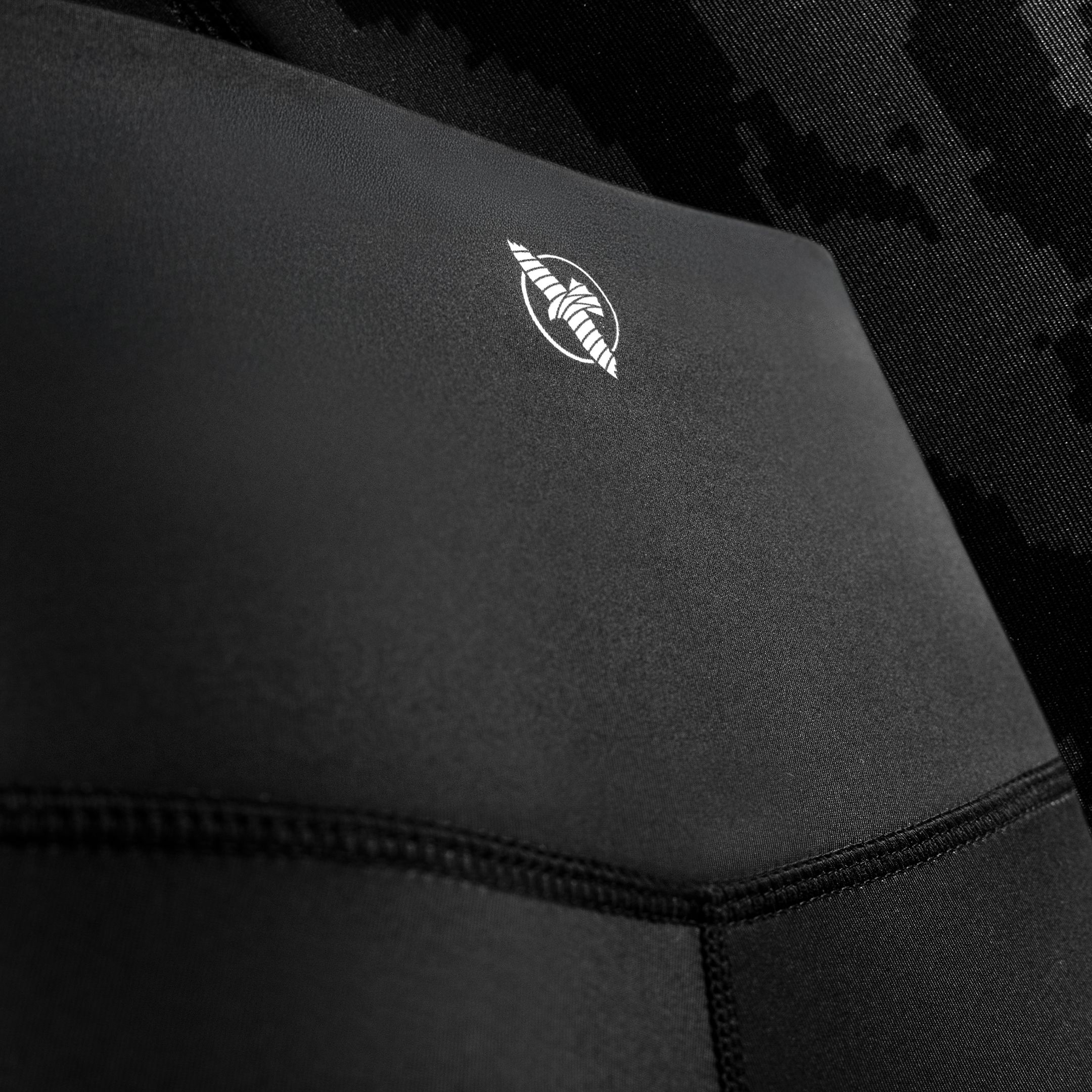 Women's Apex Leggings - Image 4