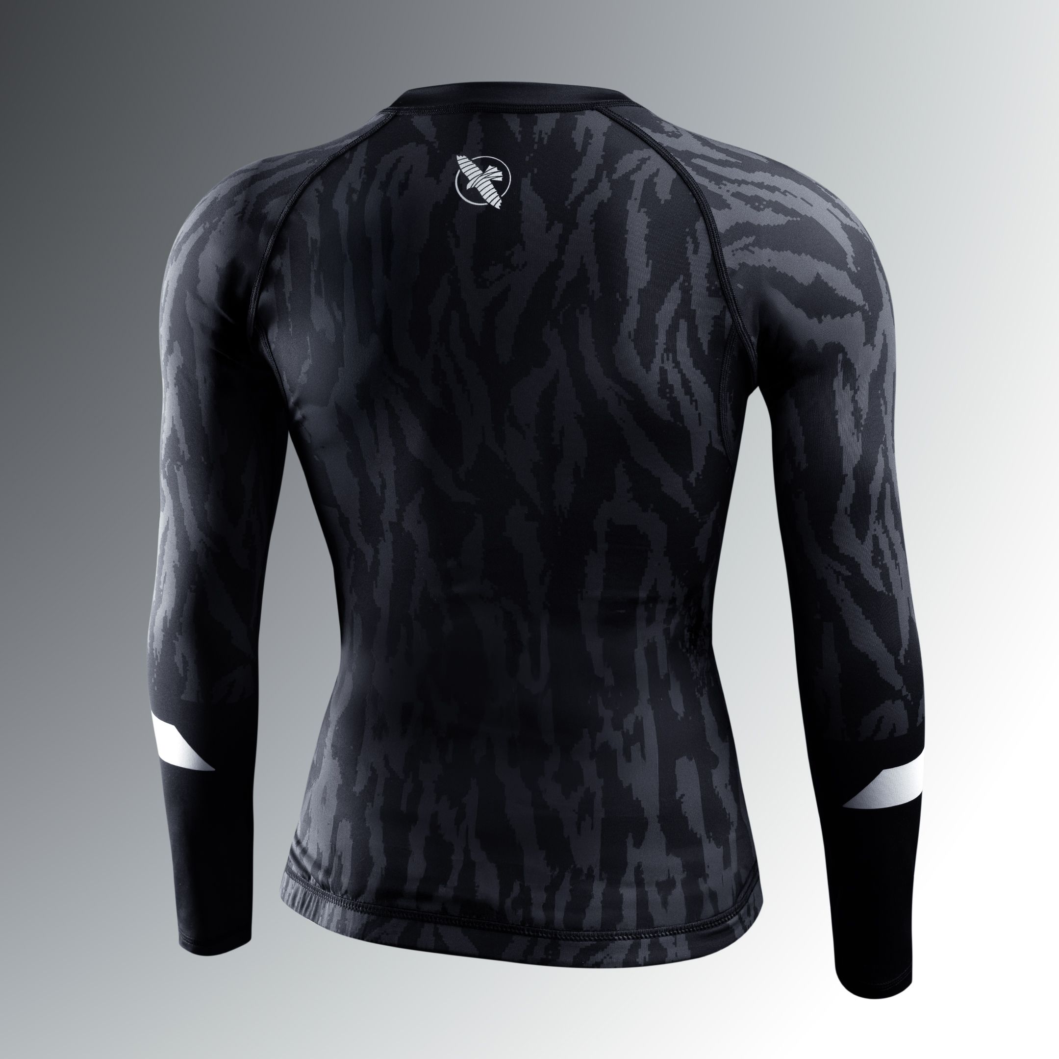 Women's Apex Long Sleeve Rash Guard - Image 2